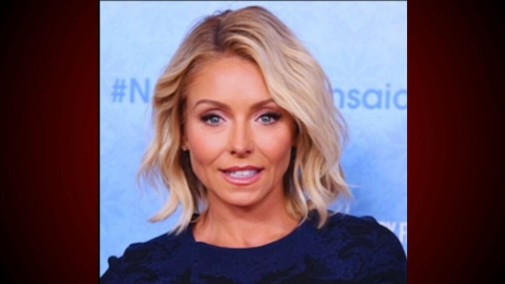 Kelly Ripa Height